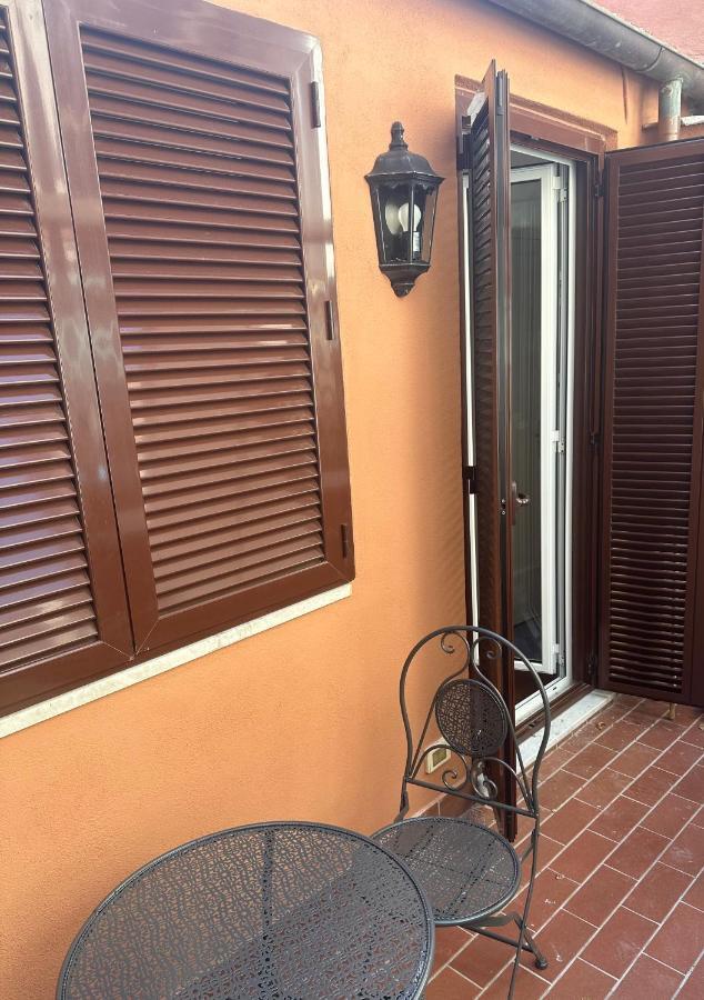 Apartamento Ri Monti Roma Exterior foto